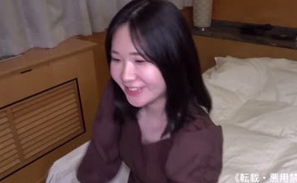 中出し抱き心地抜群なフェラ顔美人は押しに弱く中出しを許可してしまう