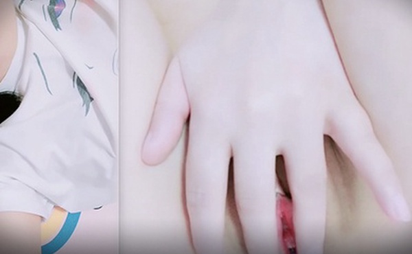 小嫩逼用手自慰萝莉