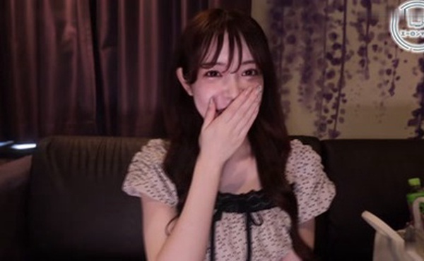  ★顔出し★素人さんがえっちな事をしにやってきた！ケース＃88　めちゃめちゃカワイイ、明るい性格でスタイル抜群　イベントコンパニオンのバイトをしてるJD　ゆいちゃん（20）の場合FC2-PPV-4718037